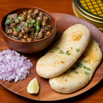 Chole Kulche